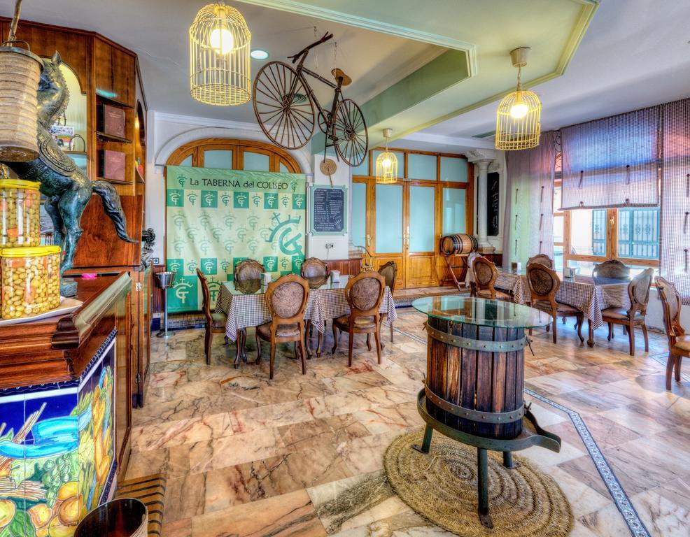Hotel Sandra Алькала-де-Гвадаира Экстерьер фото